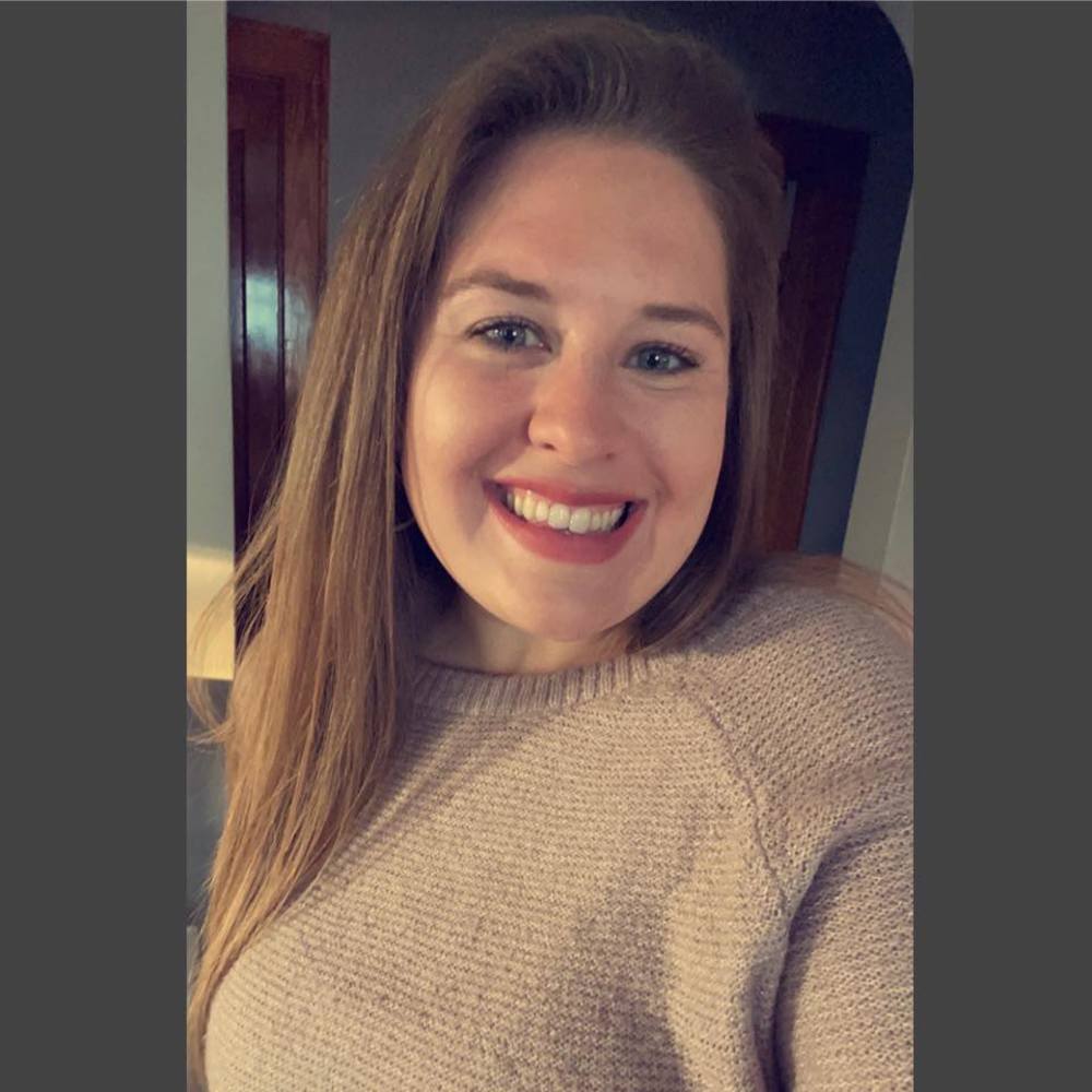 Meet your Posher, Carly